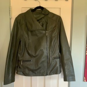 Bernardo vegan/ leather moto jacket in moss green.